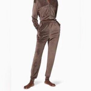 SKIMS Amethyst Velour Fleece Joggers